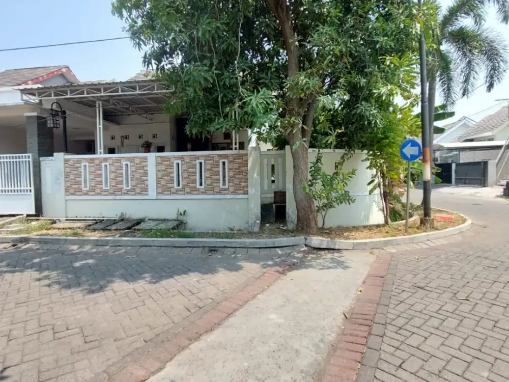 Dijual Rumah Deltasari Baru Hook Ada Halaman Taman Luas REV.A1258