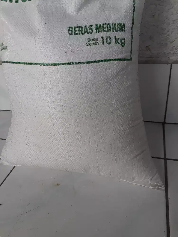 Beras kualitas medium