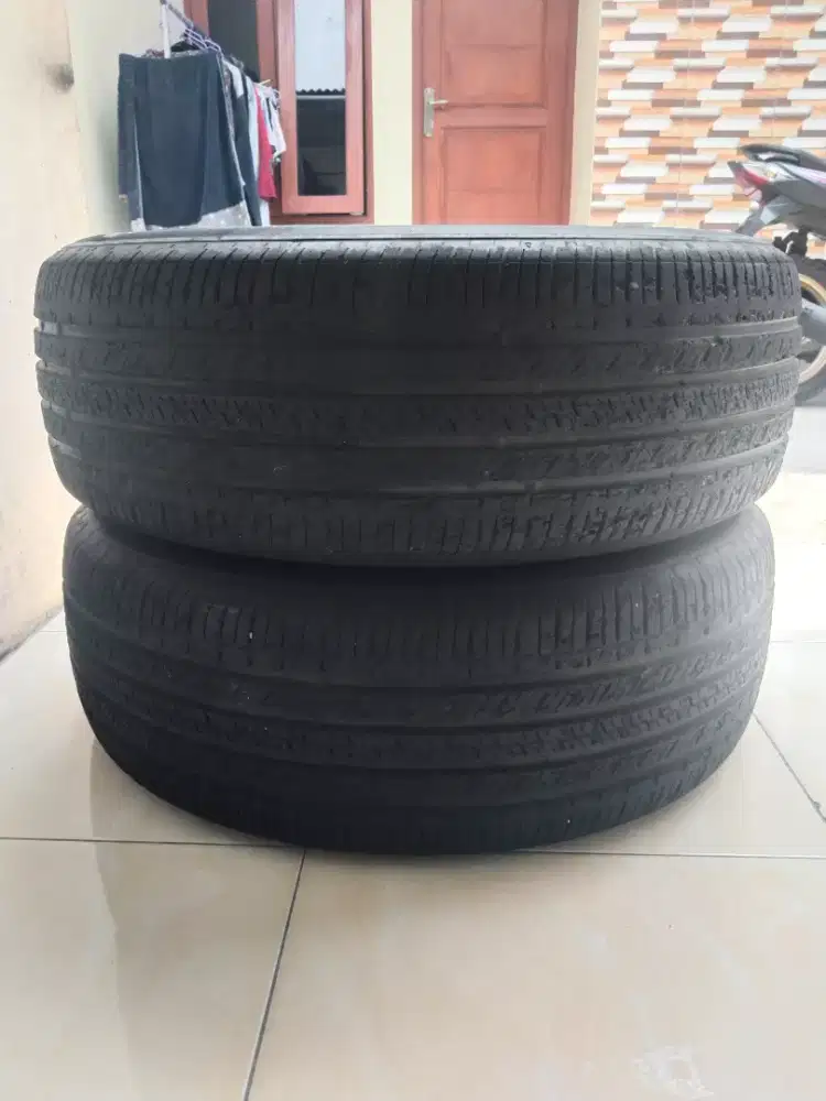 Di jual ban bekas Terios