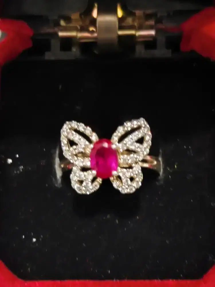 Cincin perak baru ruby