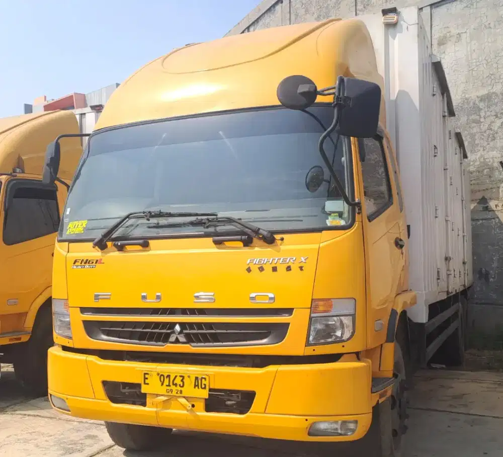 Bok 8pintu Mitsubishi Fuso Tronton 6x2 FN61FL HD box besi 2023