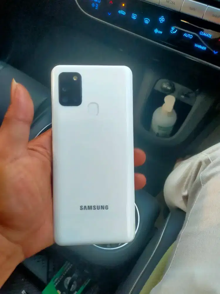 Samsung a21s ram 3 batangan normal lancar mines lcd pecah sentuhn aman