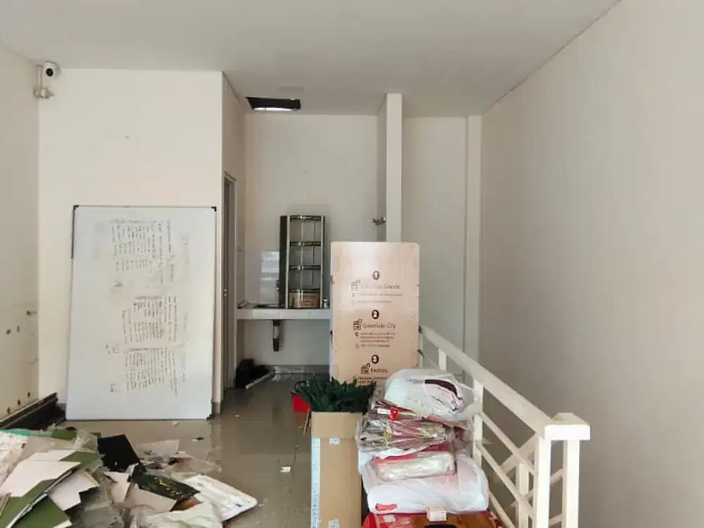 Disewakan Ruko Gading Serpong SHM di Pisa Grande 2 By Rumah Chinida (Dw)