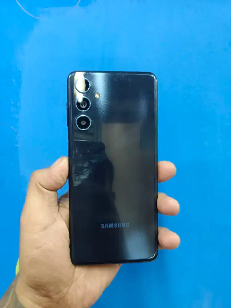 samsung M54 5G 8/256