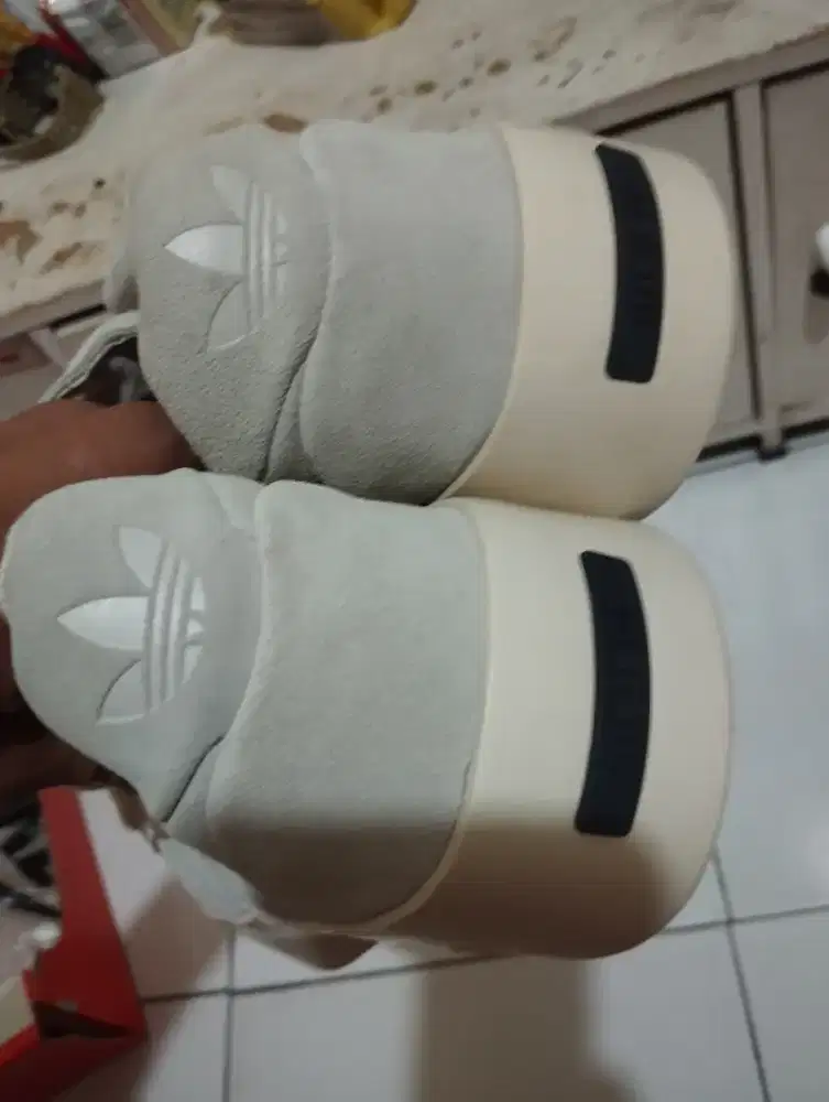 Sepatu Adidas size 41