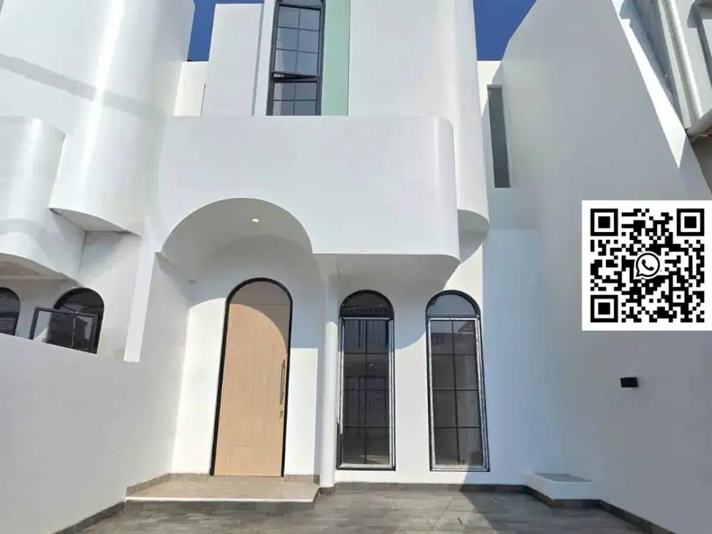 Rumah Baru Desain Model Santorini di Citra Garden 2, Kalideres - Hook, Lokasi Strategis! 105M