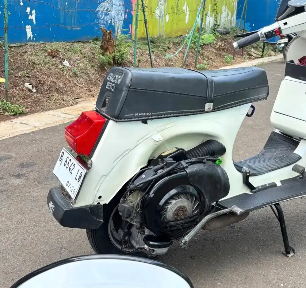Vespa Excel 150