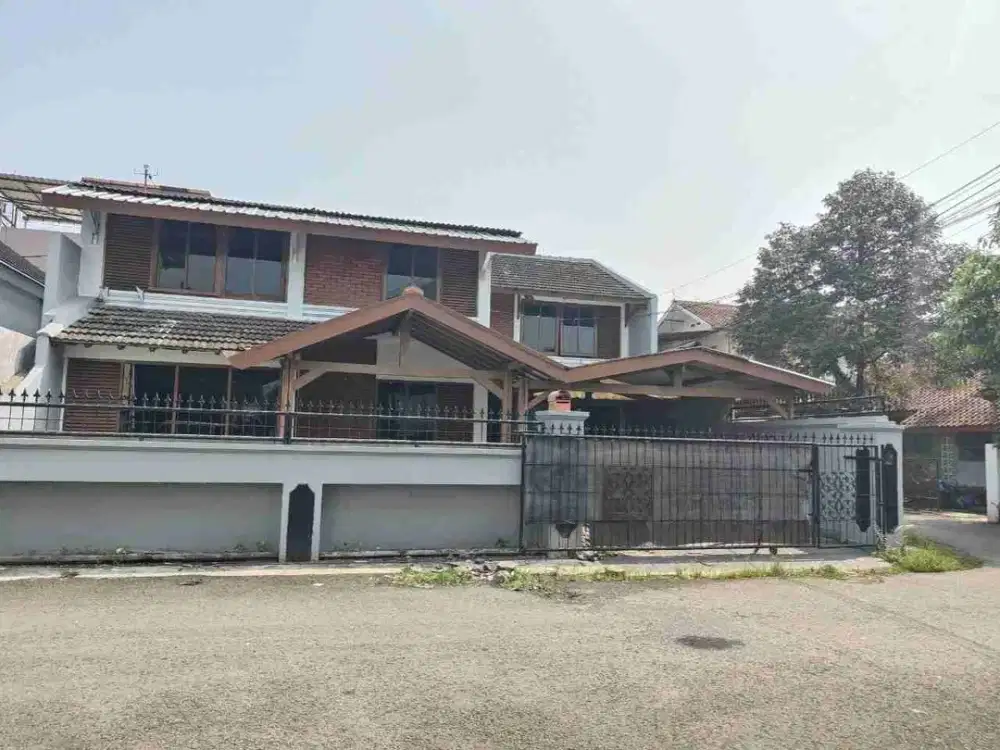 Jual Murah! Rumah Hook di Turangga Alat Musik dkt Asmarandana Buah Batu
