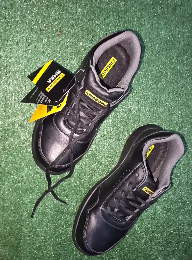 Sepatu Safety Krisbow Rhea