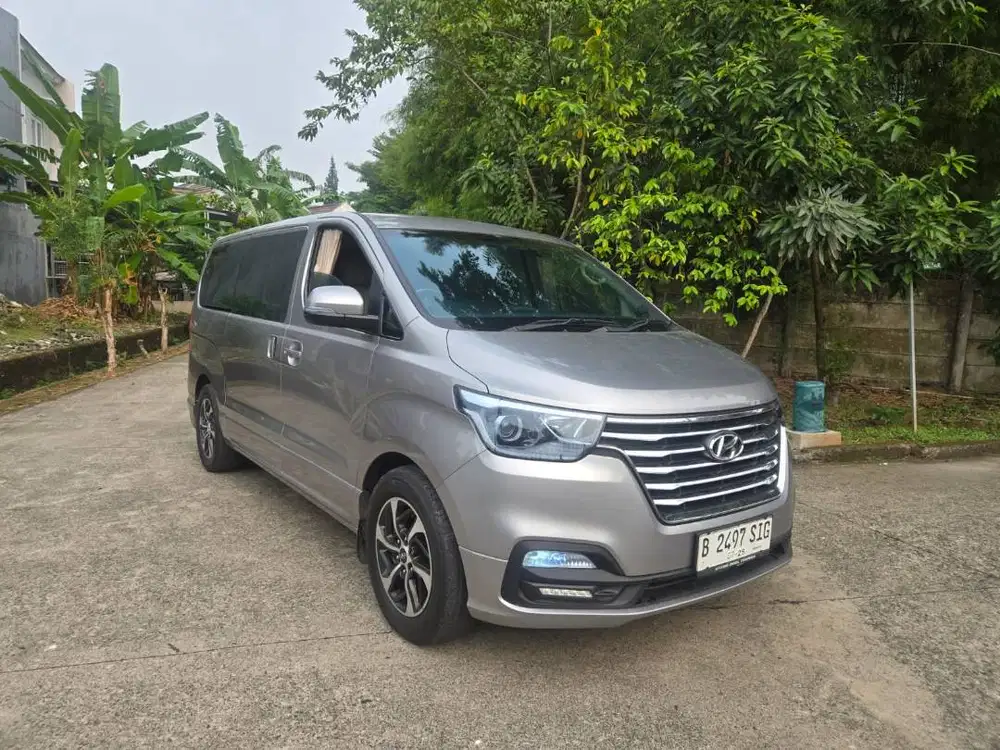 hyundai H1 CRDI royale 2.5 at 2019