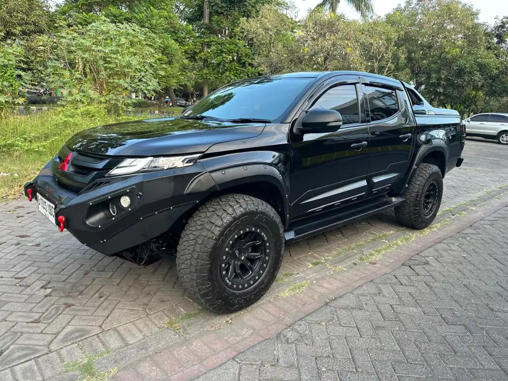 Mitsubishi Strada Triton Ultimate AT 2021 Full Variasi Istimewa