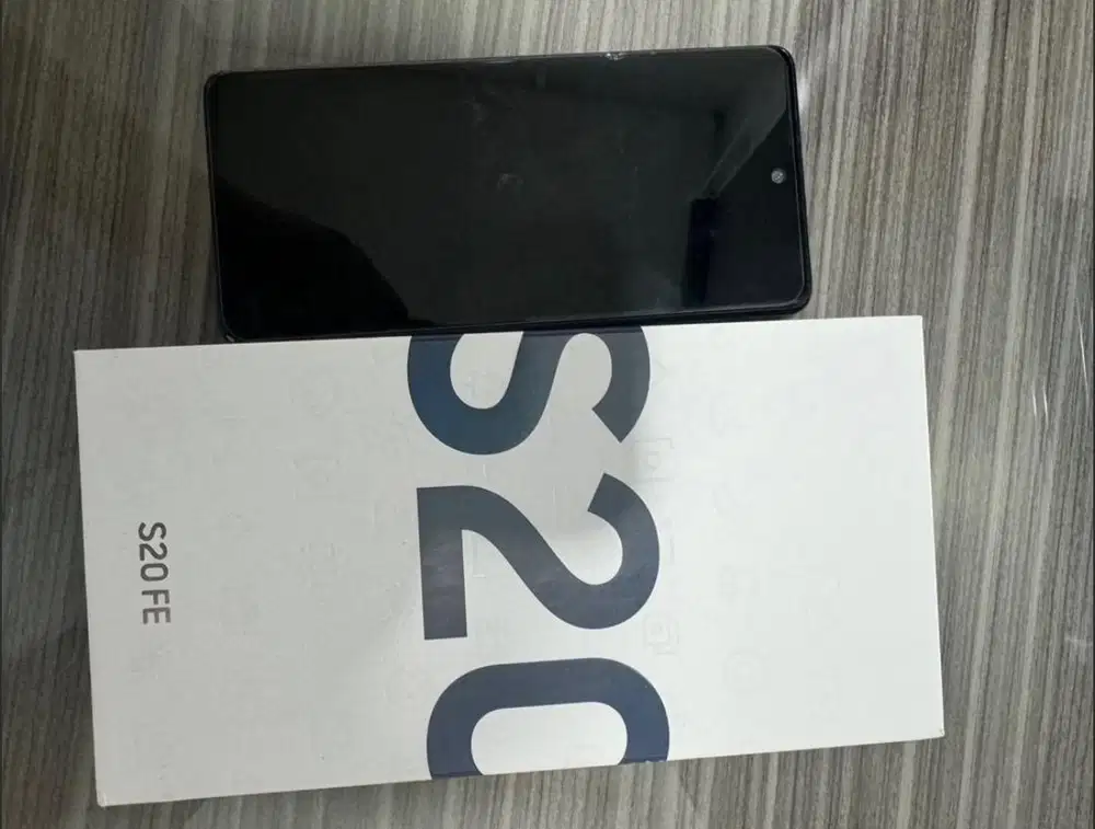 Samsung Galaxy S20 FE 8/128GB Garansi Resmi Samsung