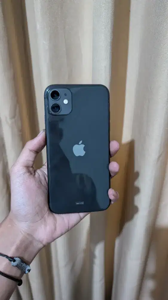 iPhone 11 64 ibox