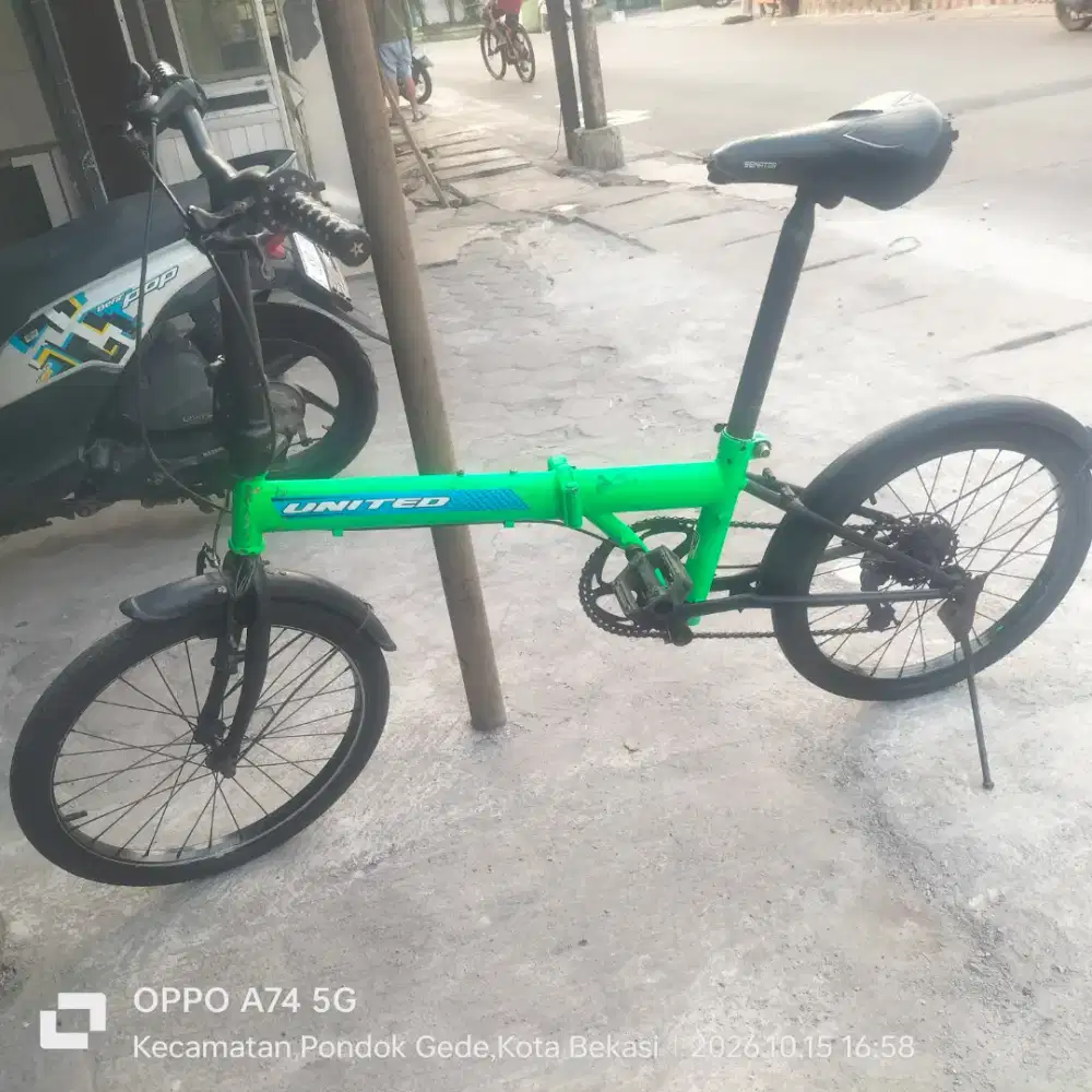Sepeda lipat ukuran 20