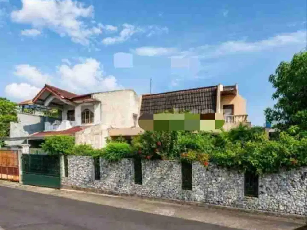 DIJUAL RUMAH LUAS SIAP HUNI DI PEJATEN BARAT