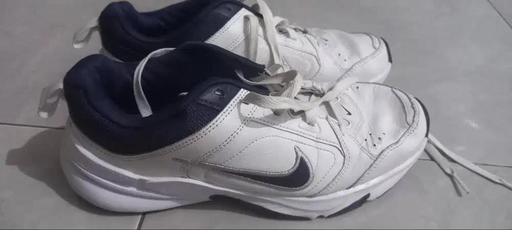 sepatu nike murmer