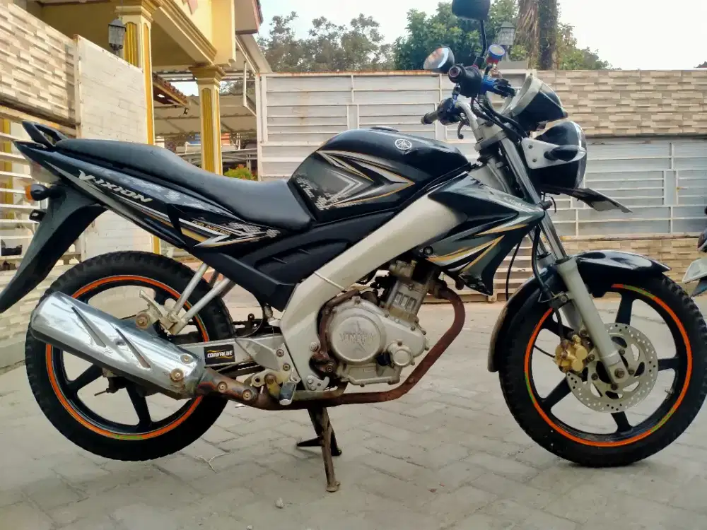 Yamaha Vixion lengkap motor sehat keterangan detail dibawah