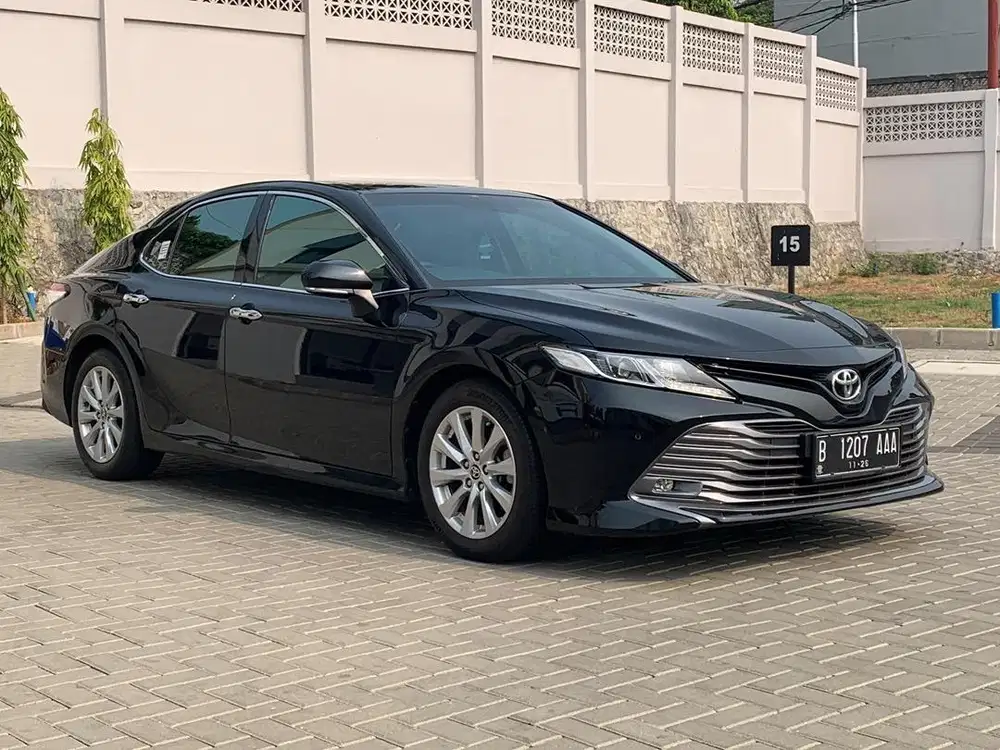 Toyota Camry 2.5 V AT 2021 Siap Pakai
