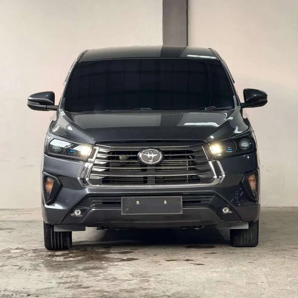 Innova Reborn V Matic Diesel 2022 abu
