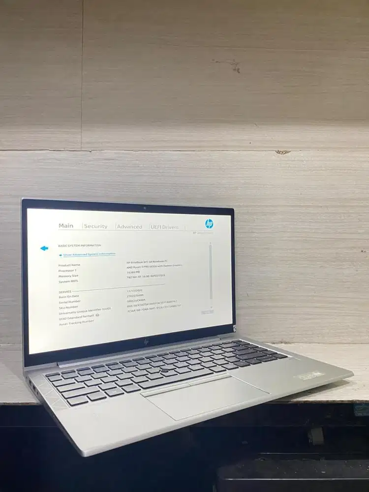 Hp Elitebook 845 G8 Amd Ryzen 5Pro 5650u Ram 8gb Ssd 256Gb Bergaransi