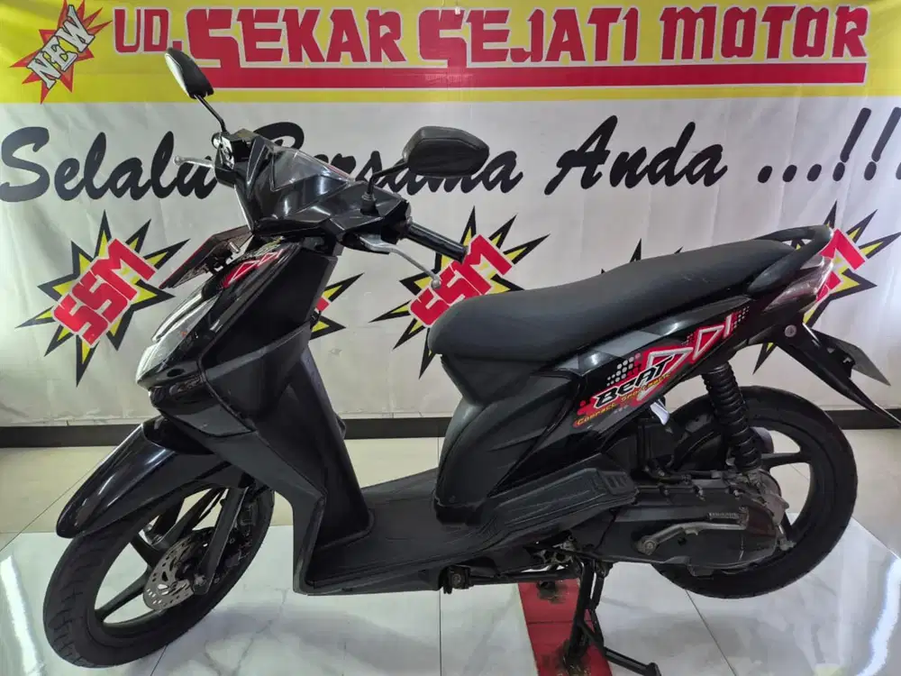 Beat karbu 2011 plat W istimewa