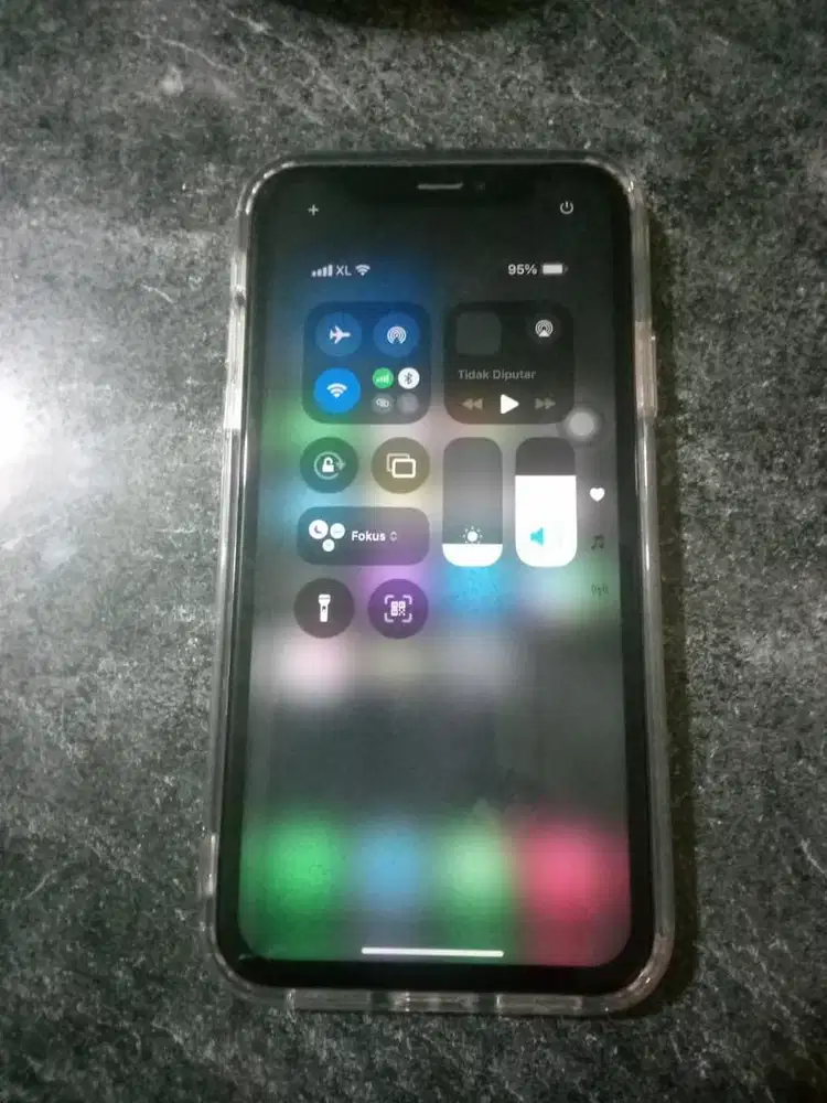 Iphone xr 128 white mulus