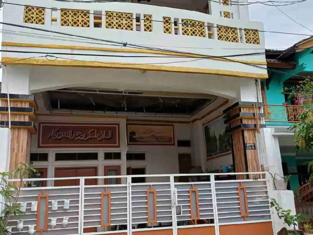 DIJUAL RUMAH 2 LANTAI DI GRAHA INDAH, BEKASI KOTA — SHM, HARGA NEGO!