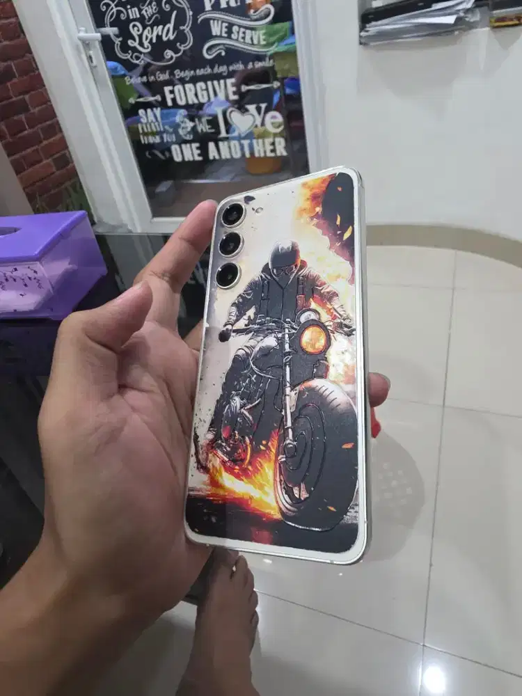 HP Samsung S23+