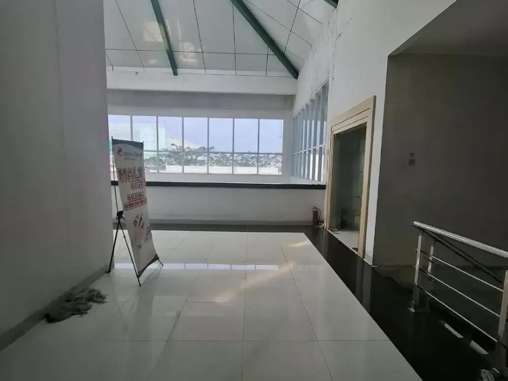 Dijual Gedung Komersil cocok untuk bisns harga nego