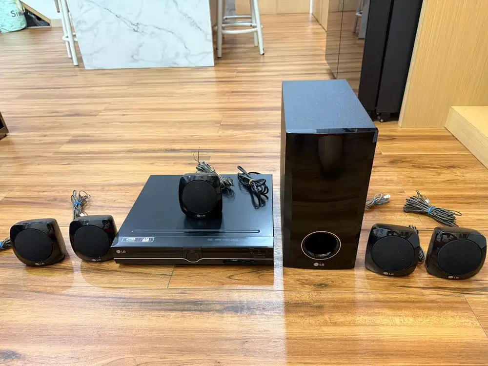 Dijual Home Theatre LG HT 355 SD super mulusss