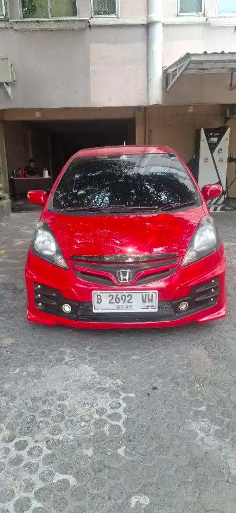 HONDA JAZZ RS 2011