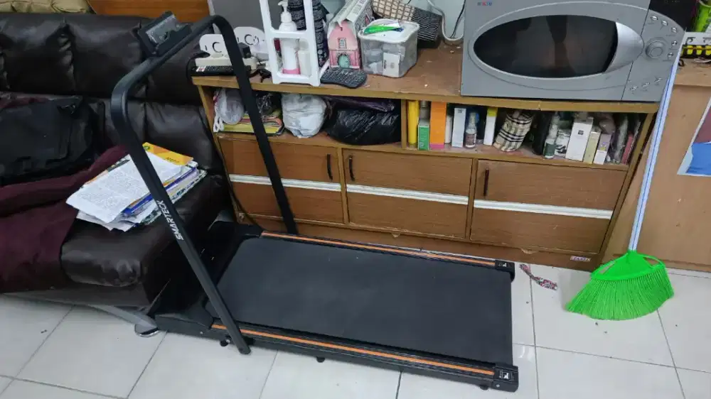 Mesin treadmill smarteck 99% baru