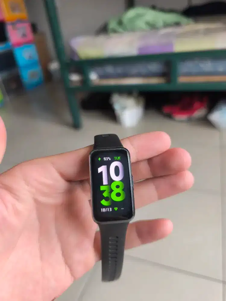 Huawei Band 10 (Hitam)