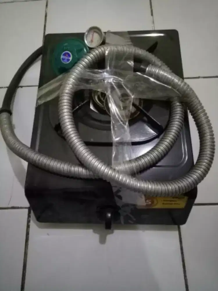 jual kompor gas udh sama legulator nya