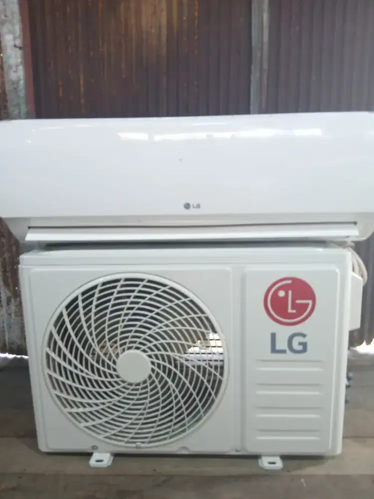 JUAL AC 1/2 PK BEKAS BERGARANSI
