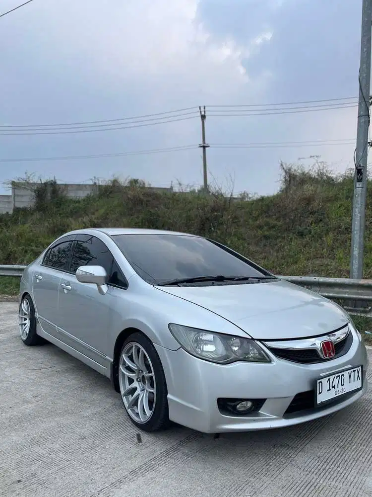 Honda Civic 2010 Bensin