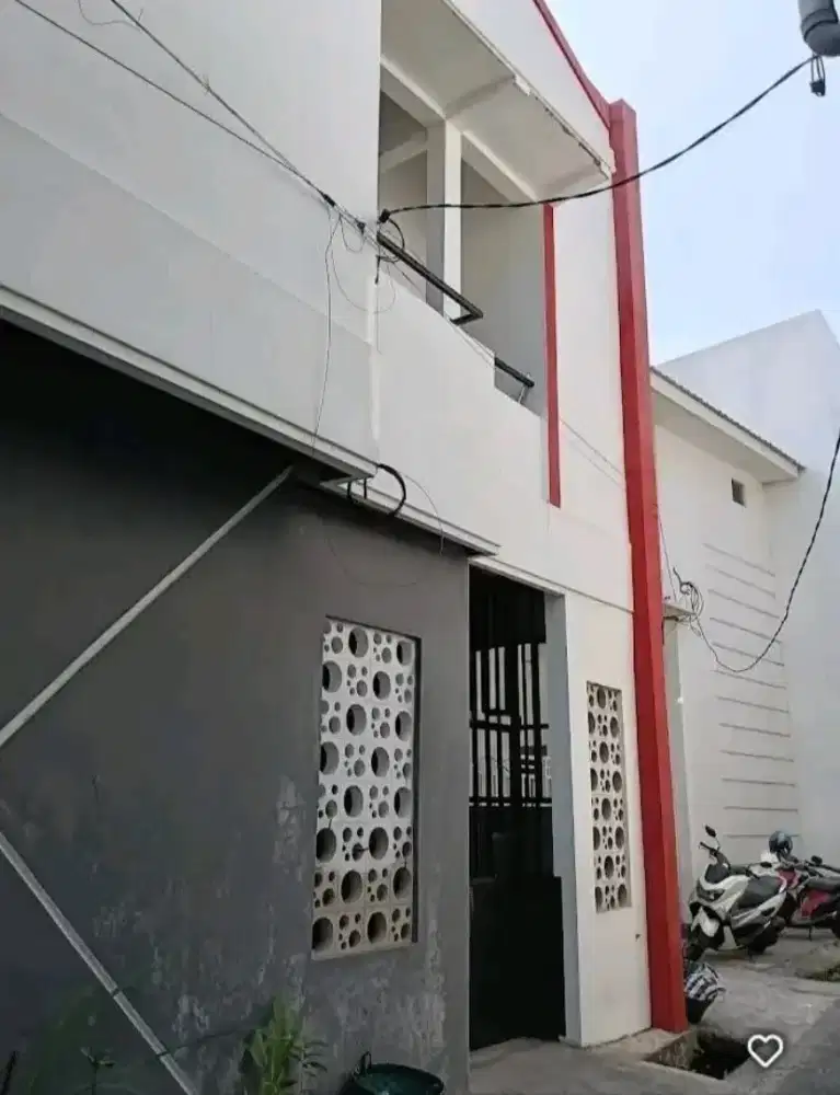 Dijual Kost Eksklusif UNS 9 KT