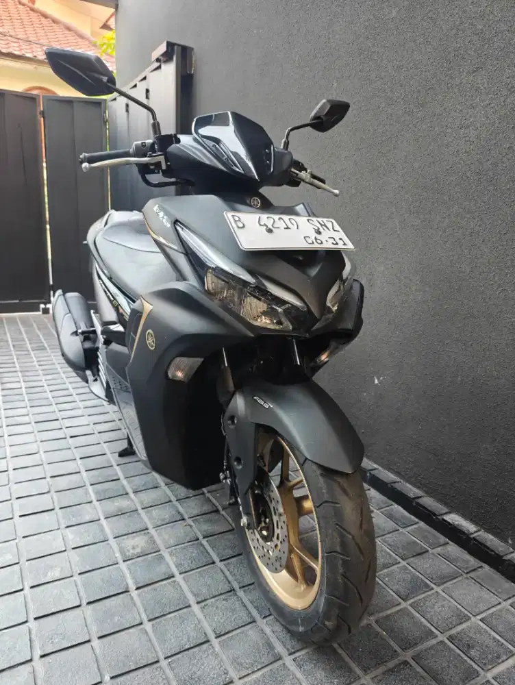 Yamaha Aerox New, ABS, KM 1.600an, pjk hdp pjg, like new, srt2 lengkap