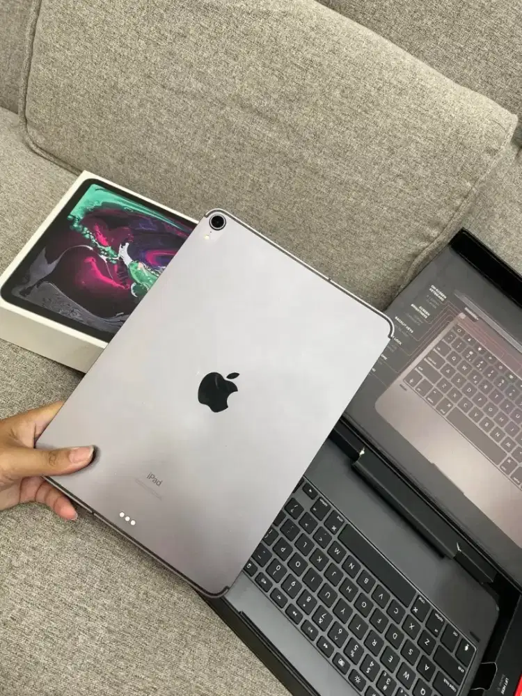 Ipad Pro 64gb Gray Wifi + Cell 12.9 Inch Gen 3 Fullset Dus Nominus