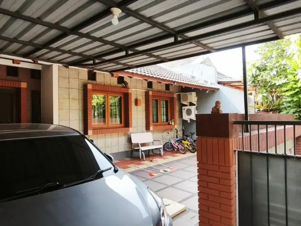Rumah 6+1 kamar di Puri Anjasmoro