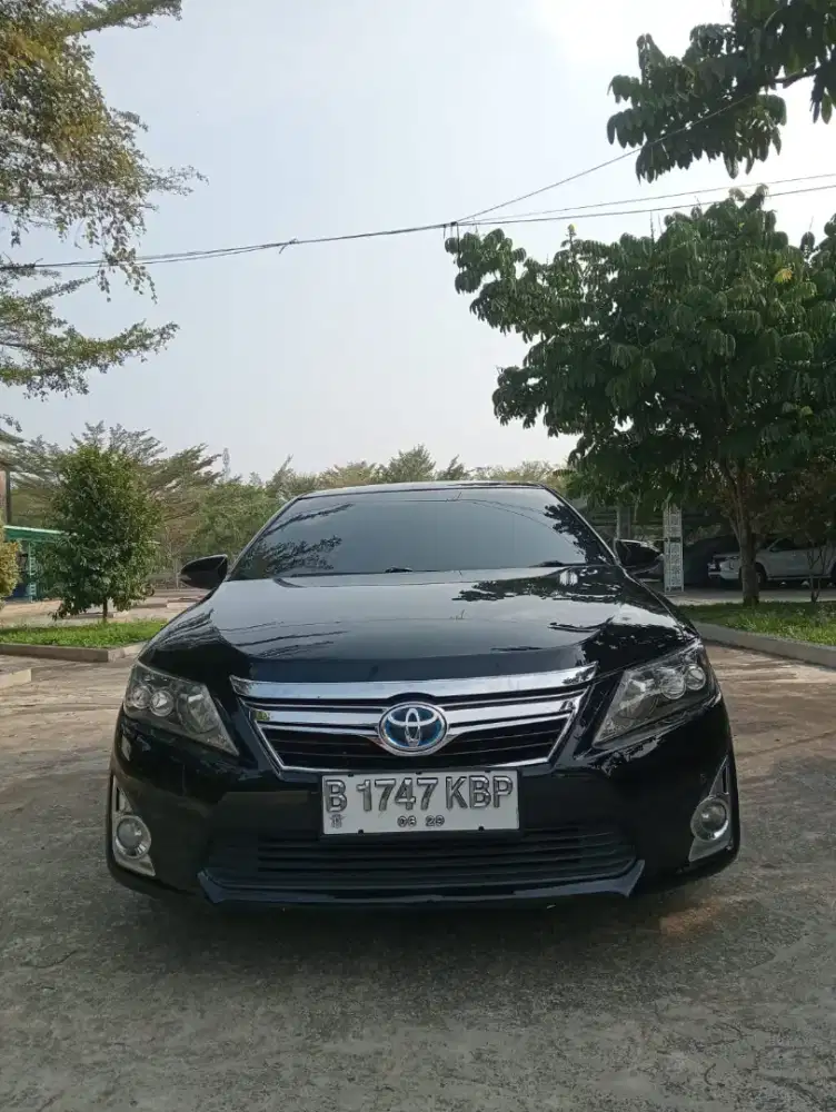 Di jual camry V hybrid BU