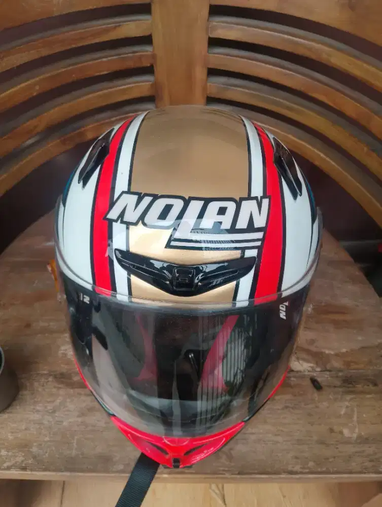 Helm nolan xlite x802r