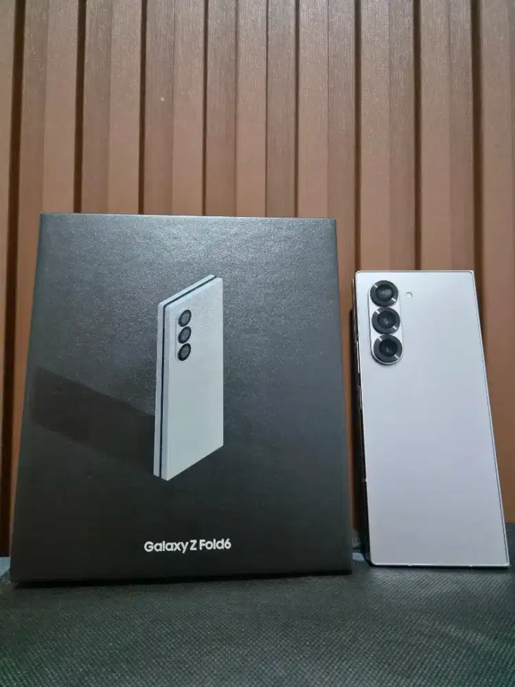 Jual cepat Samsung Z Fold 6 12/512