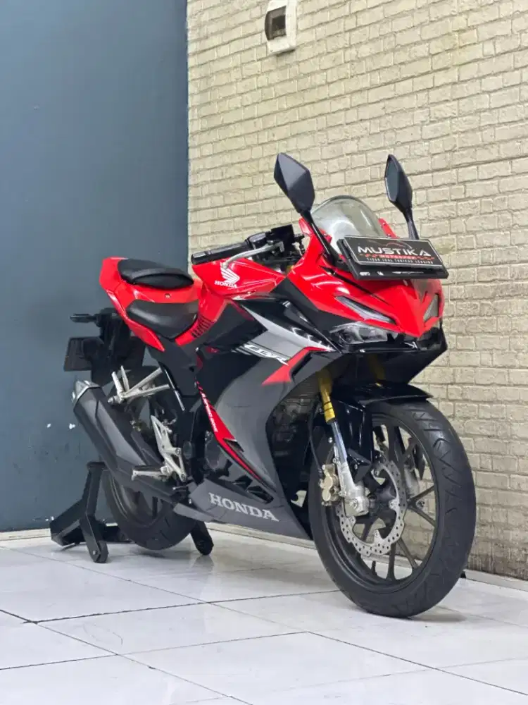 PROMO‼️ HONDA CBR ALL NEW 150 TH 2021 DP MULAI 800 RBan. RONY MUSTIKA