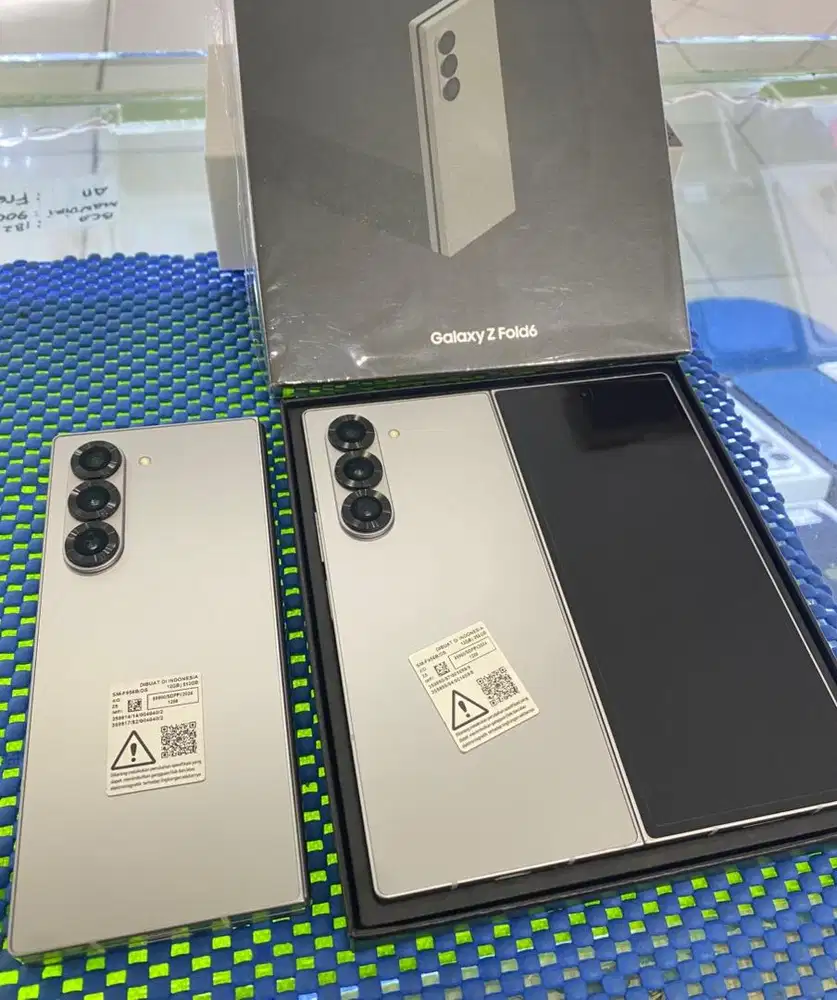 SAMSUNG Z FOLD 6 5G 512 & 256 SEIN MULUS FULSET