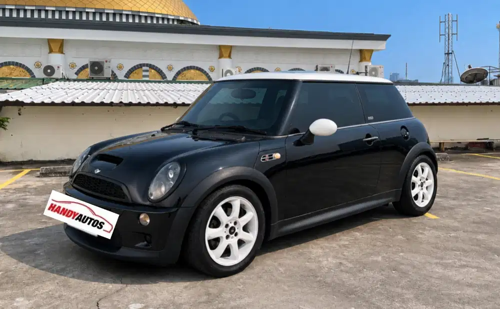 Mini Cooper S Turbo R56 Low KM Tahun 2006 Automatic Hitam