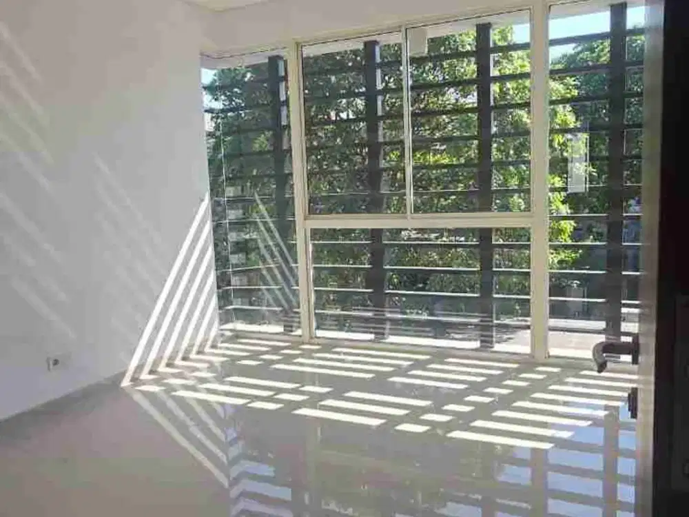 Disewakan Rumah Siap Huni 2 Lantai Graha Natura Surabaya Barat