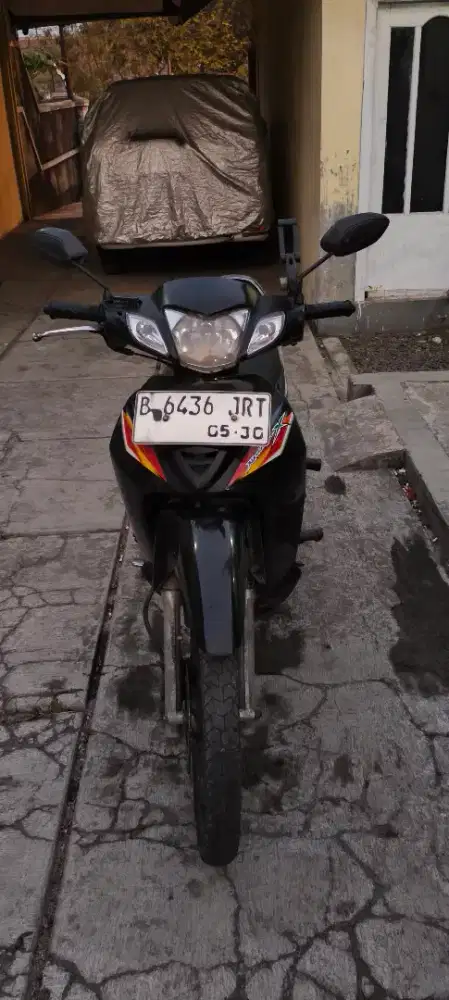 Honda Karisma X 125 Tahun 2004 | Pajak Hidup | Surat Lengkap