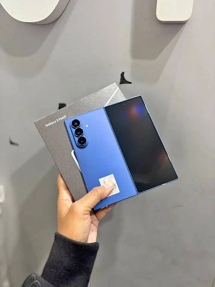 Samsung Z Fold 7 12/512 Sein Fullset Normal