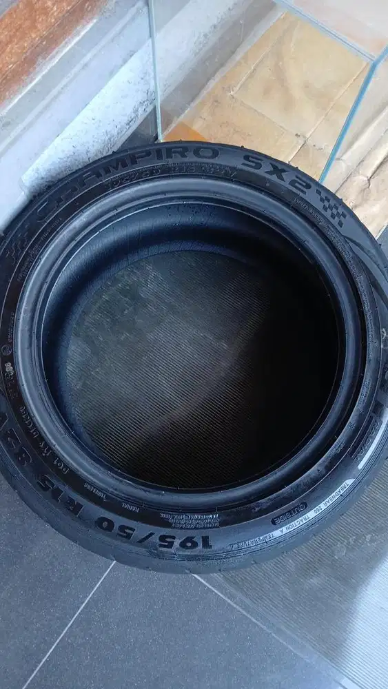 ban champiro sx2 R15 195/50 nik 2026